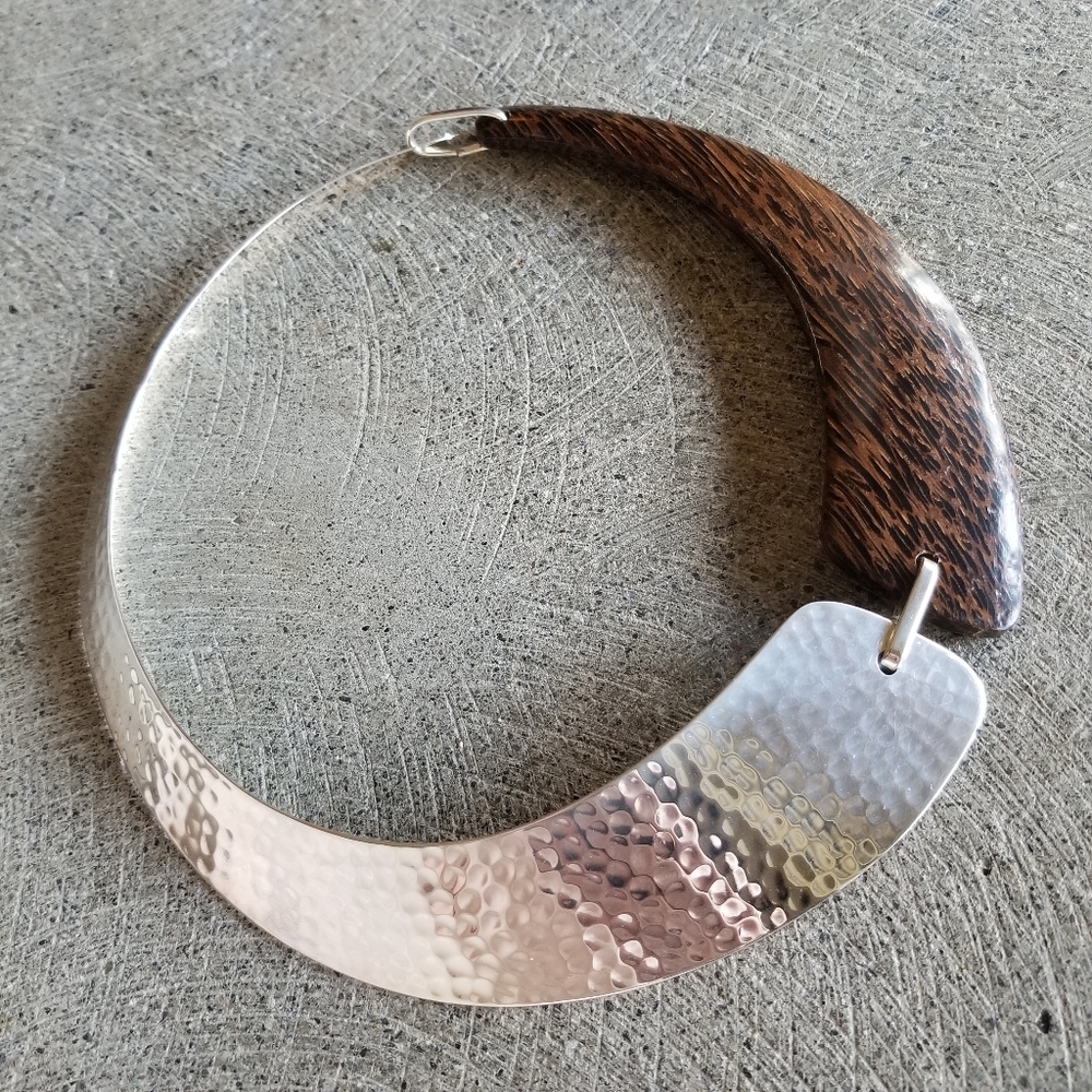 Brown wood jewelry silver plated collar necklace